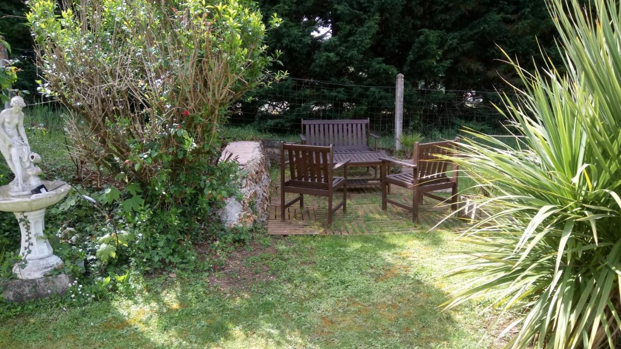 Hotel Montespan Lussac-les-Chateaux Εξωτερικό φωτογραφία