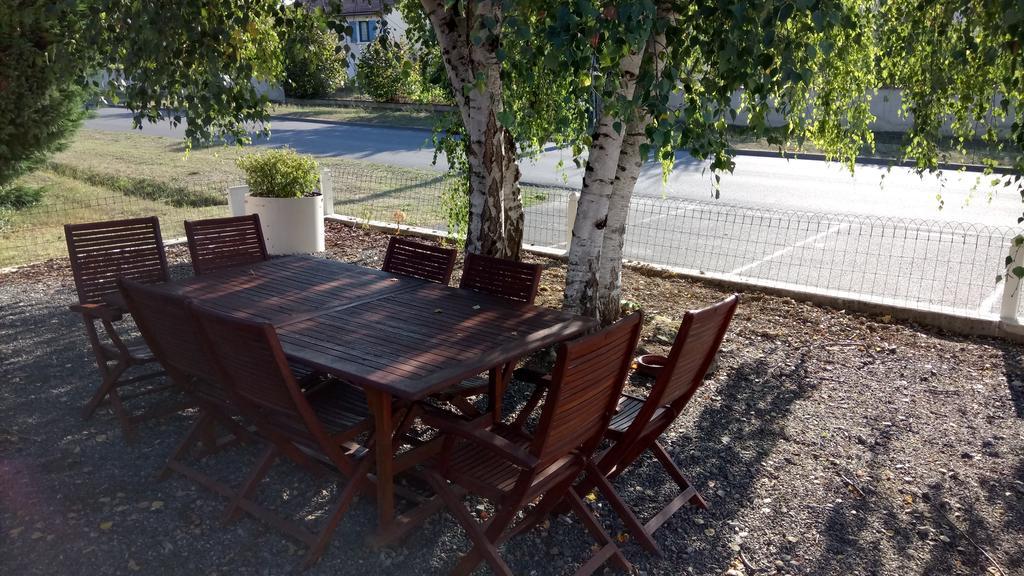 Hotel Montespan Lussac-les-Chateaux Εξωτερικό φωτογραφία