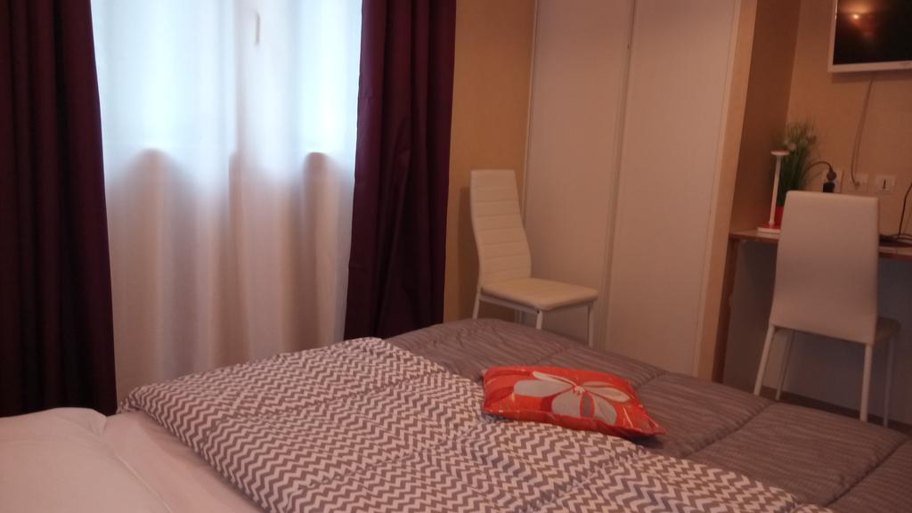 Hotel Montespan Lussac-les-Chateaux Εξωτερικό φωτογραφία