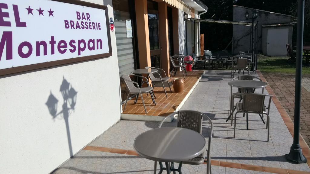 Hotel Montespan Lussac-les-Chateaux Εξωτερικό φωτογραφία
